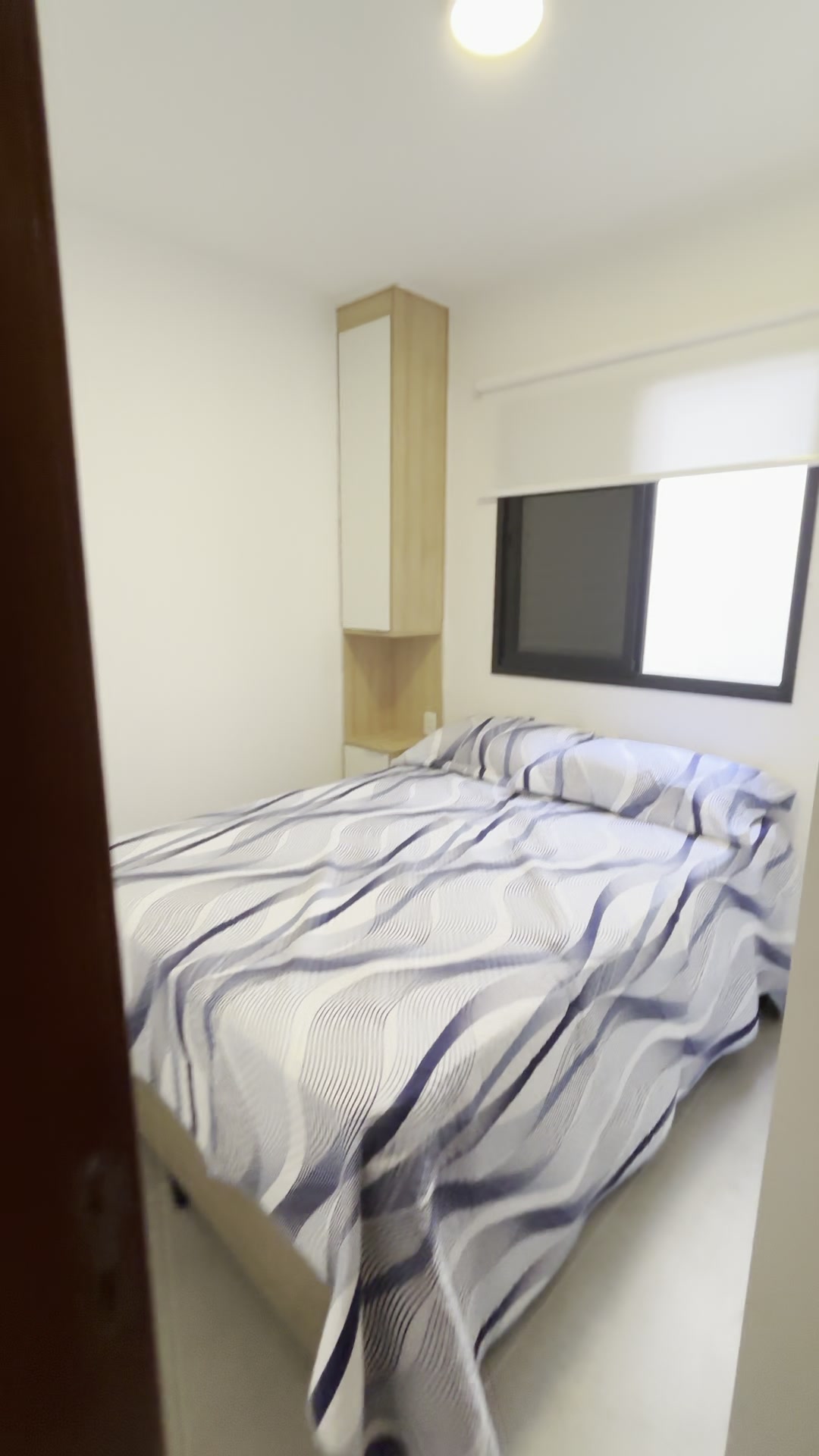 Dormitório principal mobiliado da unidade